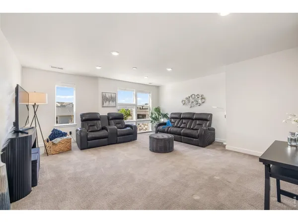 $995,000 | 7114 Thunderview Drive, Timnath, CO 80547
