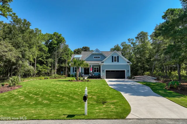 $889,995 | 3364 Stone Crab Court Southwest, Supply, NC 28462