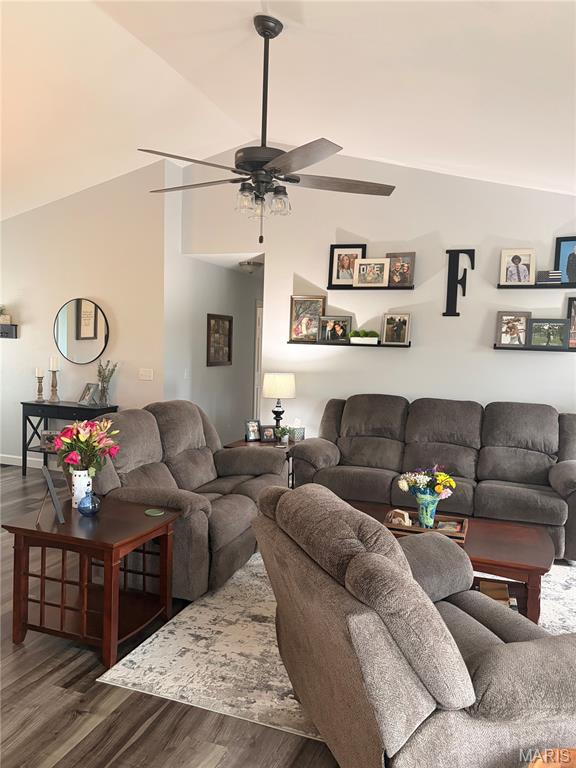 535 Shamrock Drive Waterloo, IL 62298 - Photo 15 of 39