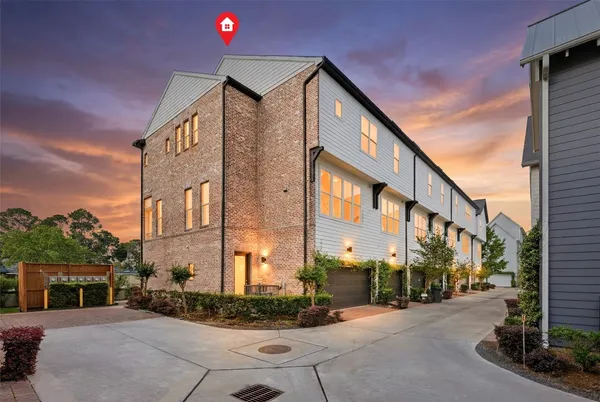 $549,900 | 8612 Emnora Lane, Houston, TX 77080