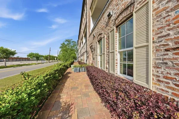 $549,900 | 8612 Emnora Lane, Houston, TX 77080