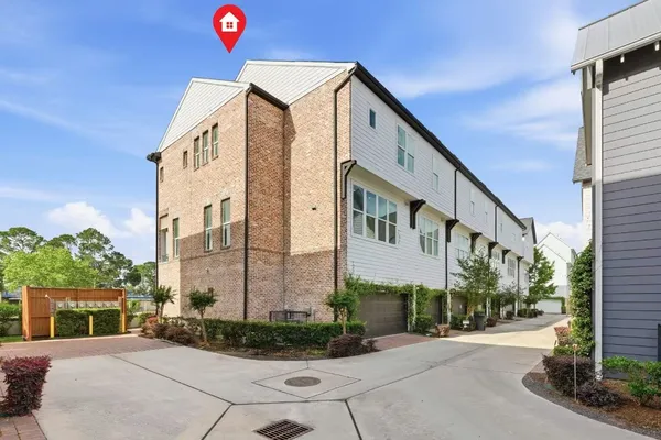 $549,900 | 8612 Emnora Lane, Houston, TX 77080