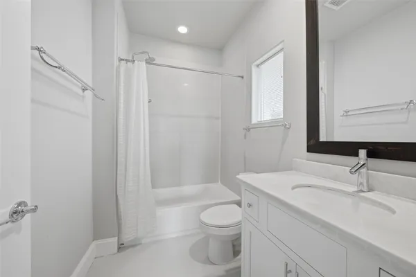 $549,900 | 8612 Emnora Lane, Houston, TX 77080