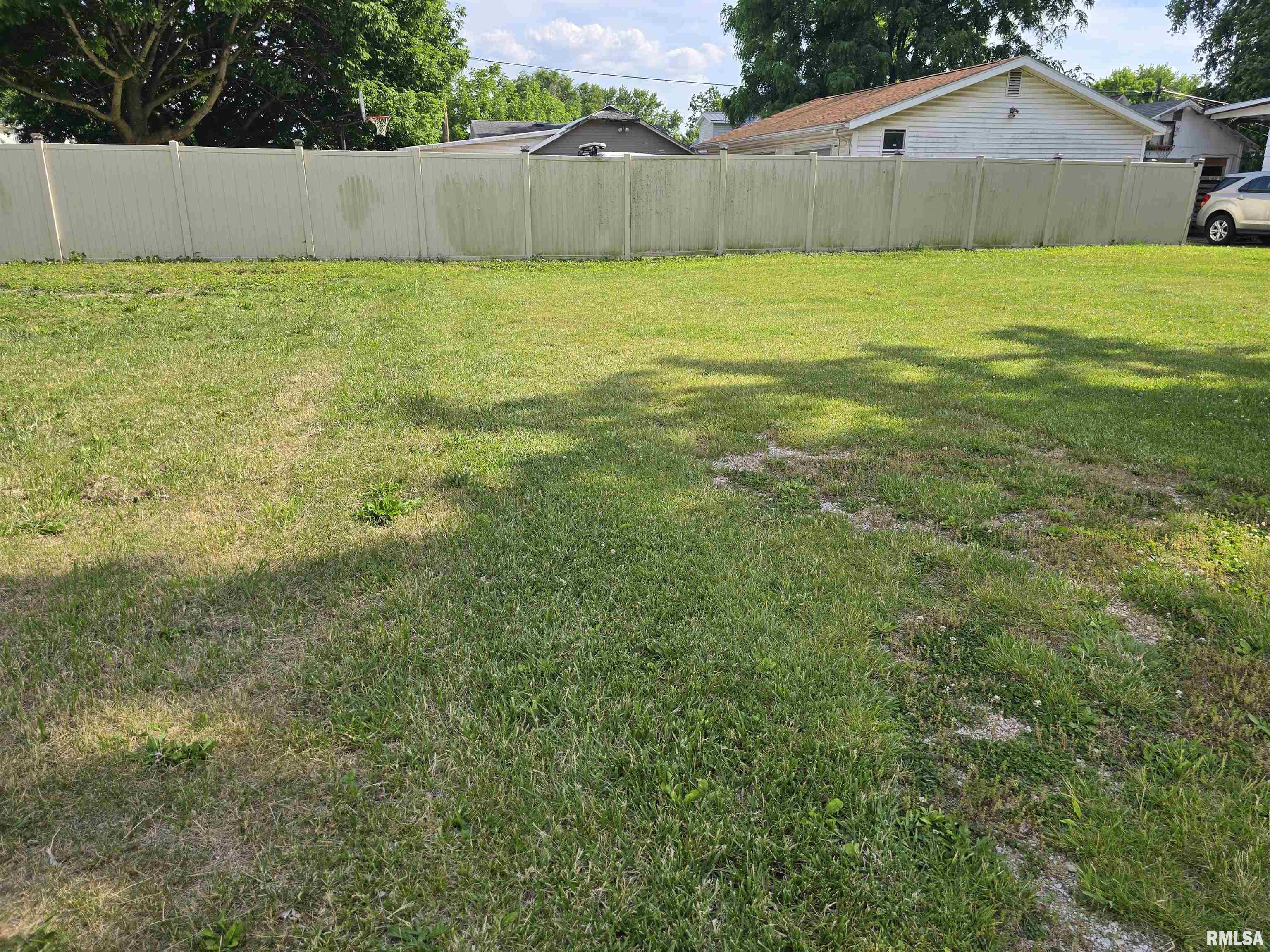 131 West Olive Street Canton, IL 61520 - Photo 75 of 76