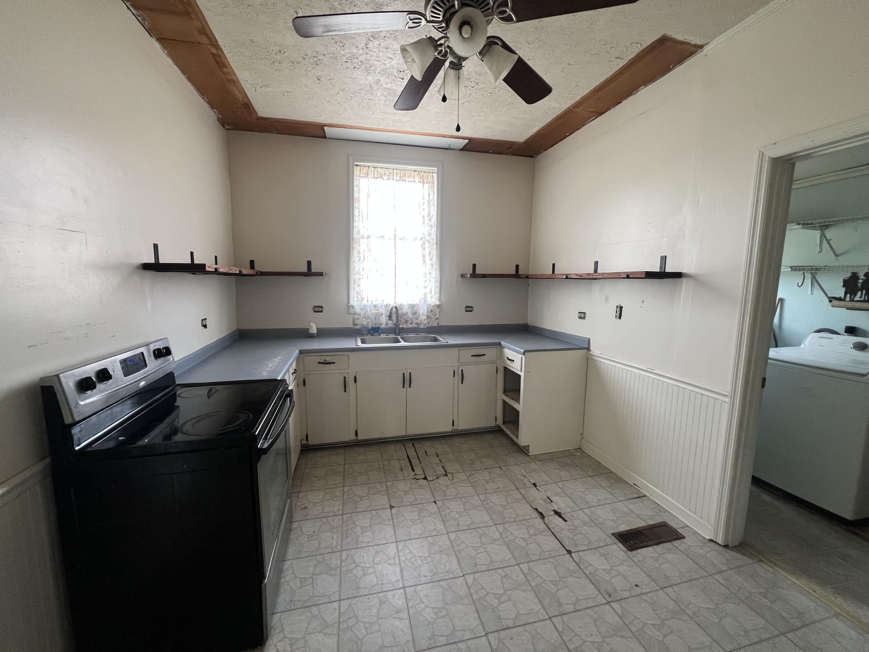 179 Independence Street Tignall, GA 30668 - Photo 6 of 23 IMG_9306