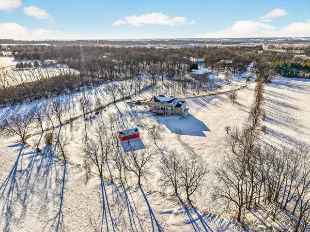 $1,350,000 | 6454 Shady Bend, Verona, WI 53593