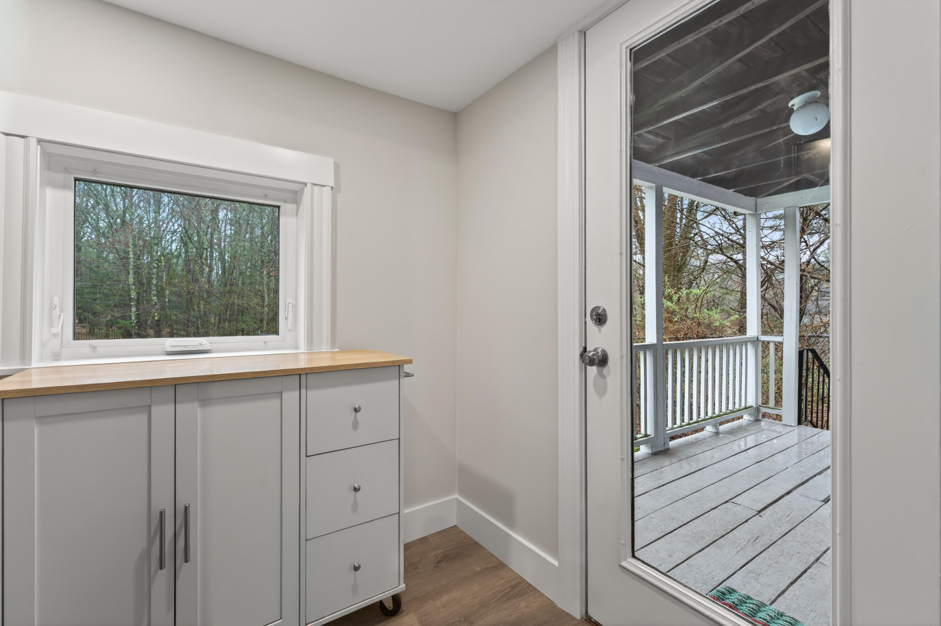 275 Middle Road Falmouth, ME 04105 - Photo 27 of 43 27_275 Middle Rd, _Morneau Studios
