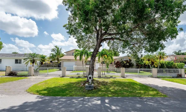 $3,600 | 29901 Southwest 147th Avenue, Homestead, FL 33033
