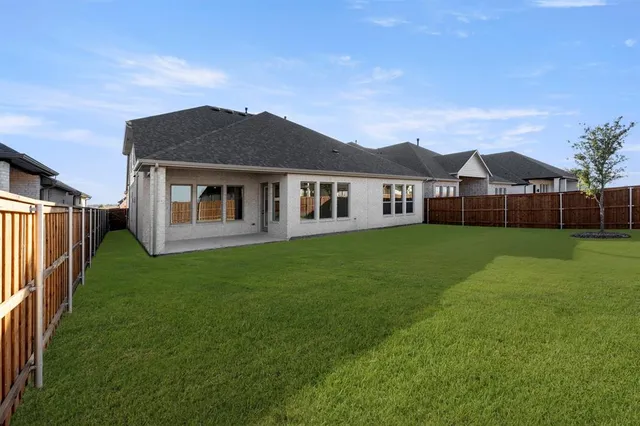 $749,990 | 320 Bee Balm Road, McKinney, TX 75071