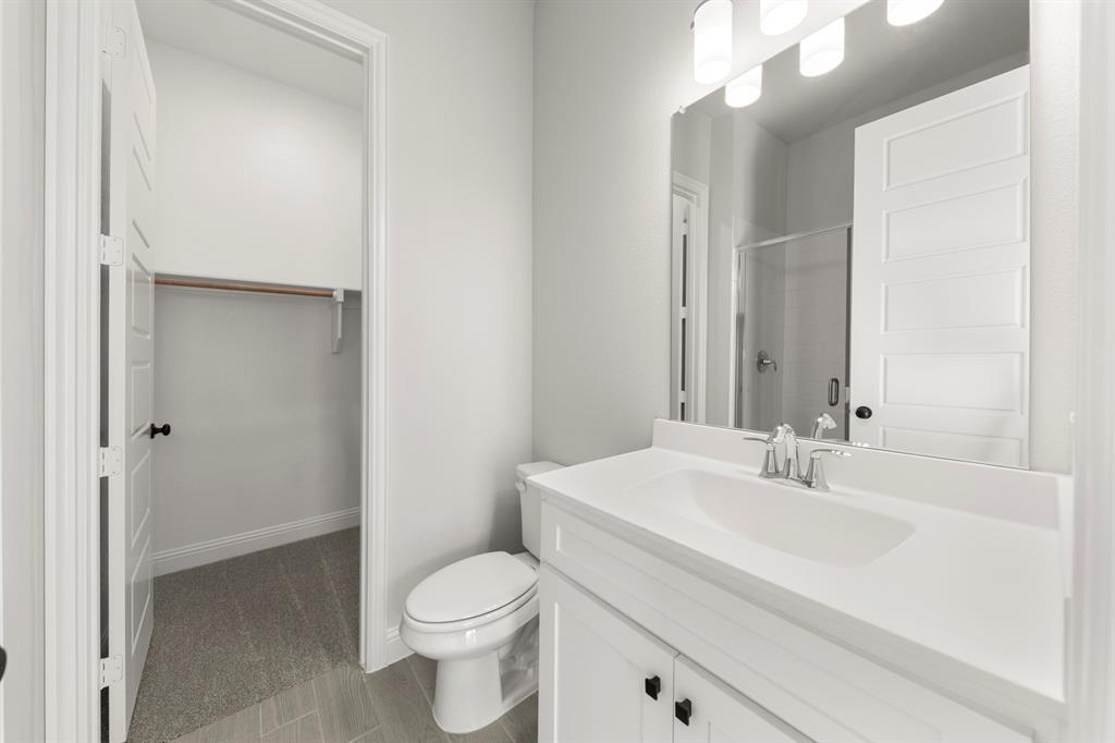 320 Bee Balm Road McKinney, TX 75071 - Photo 10 of 40 09. 320 Bee Balm - 3RD Bath