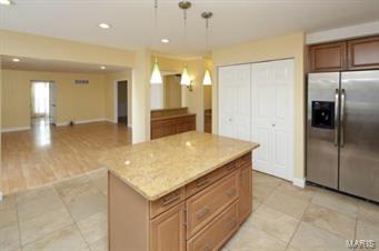 11036 Ridgecorde Lane St. Louis, MO 63141 - Photo 12 of 42 Gallery Image 12
