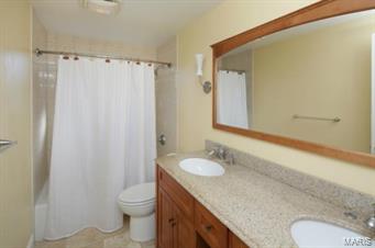 11036 Ridgecorde Lane St. Louis, MO 63141 - Photo 22 of 42 Gallery Image 22