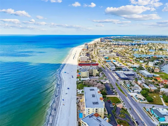 $2,324,900 | 16750 Gulf Boulevard, Unit 315, North Redington Beach, FL 33708