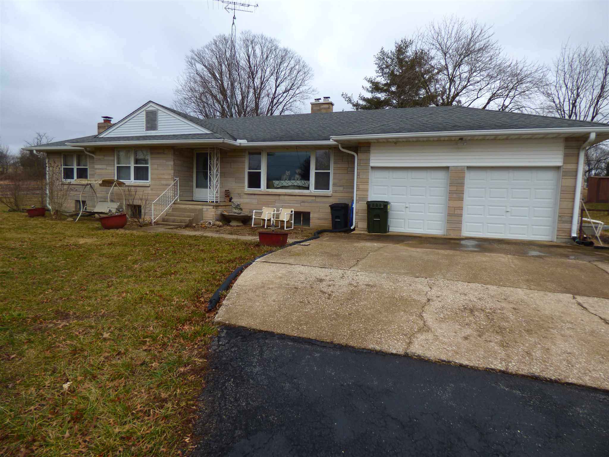 106 Maple Leaf Road Bedford, IN 47421 - Photo 1 of 22