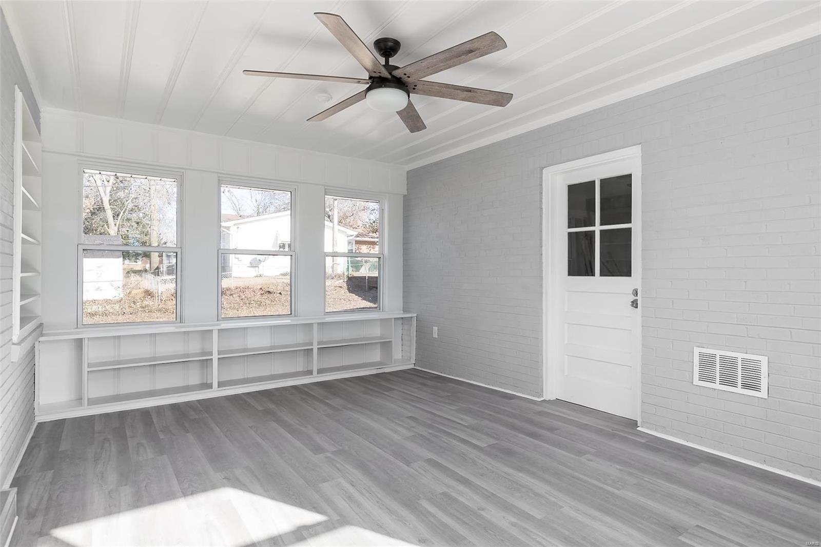 1213 Chambers Road St. Louis, MO 63137 - Photo 13 of 30
