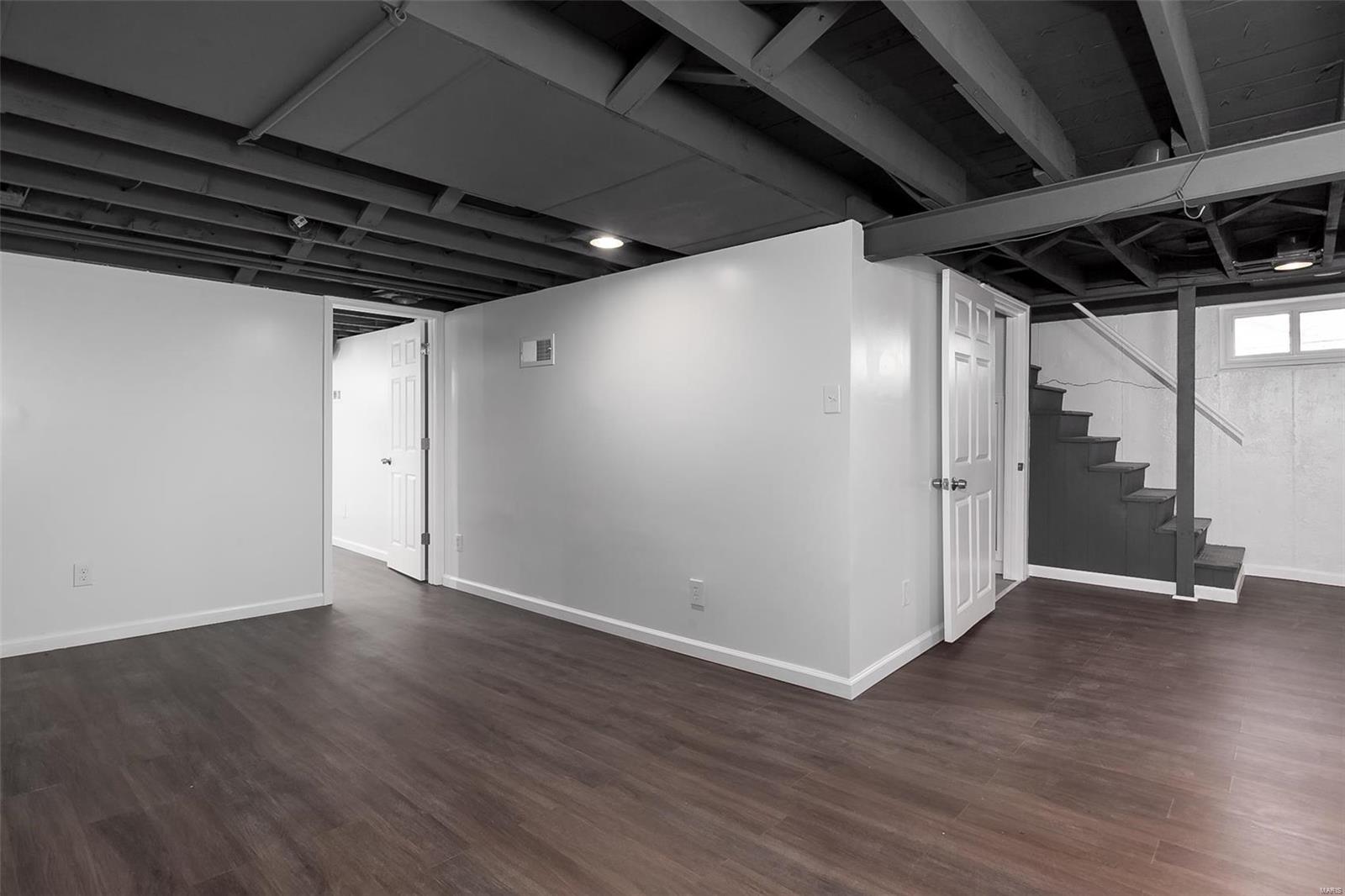 1213 Chambers Road St. Louis, MO 63137 - Photo 21 of 30