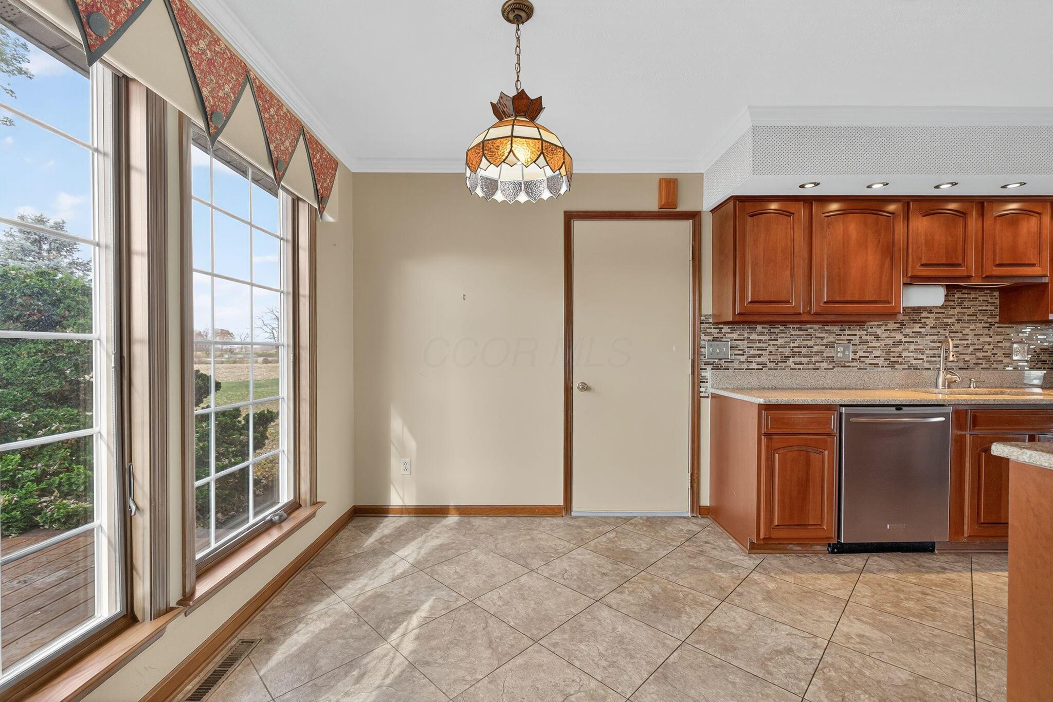 2531 Kreis Road Marion, OH 43302 - Photo 23 of 73 2531 Kreis Rd (Interior)-17