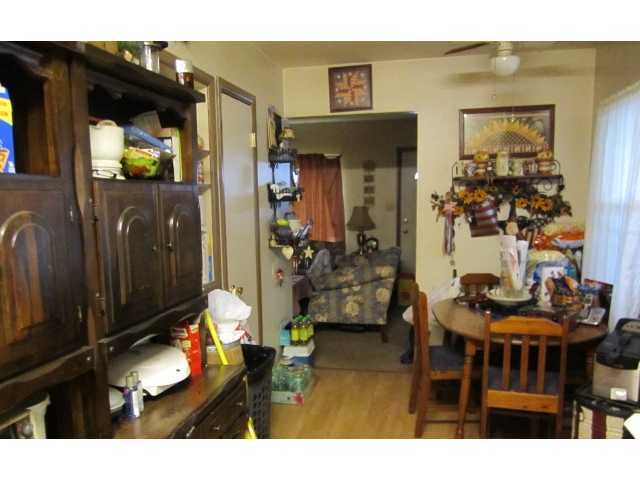 418 South Yearling Road Whitehall, OH 43213 - Photo 5 of 7