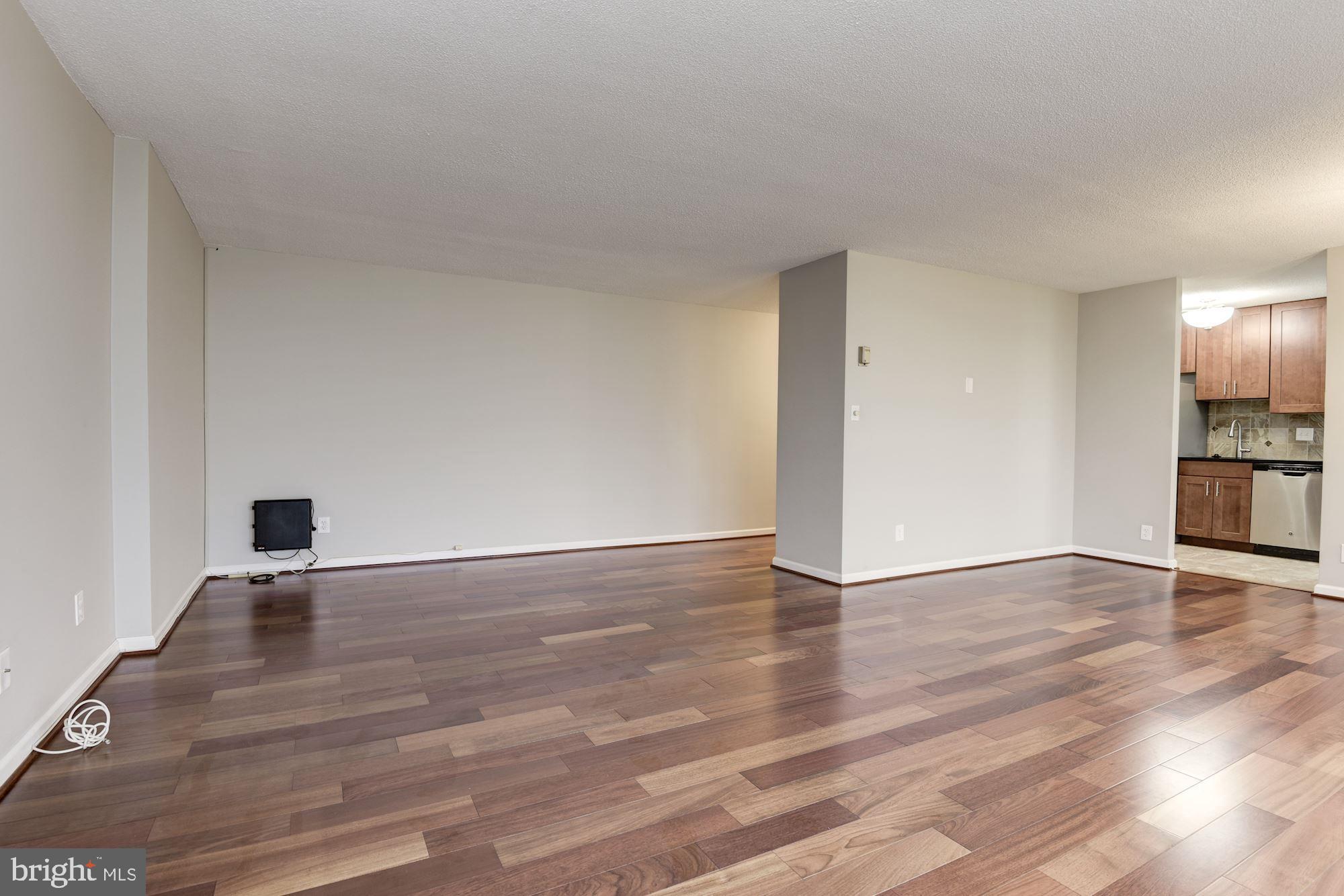 1301 South Arlington Ridge Road, Unit 705 Arlington, VA 22202 - Photo 6 of 33