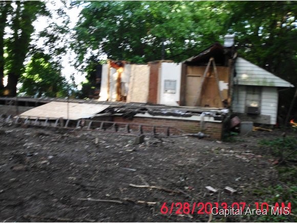 3361 South Spring Street Springfield, IL 62703 - Photo 3 of 5
