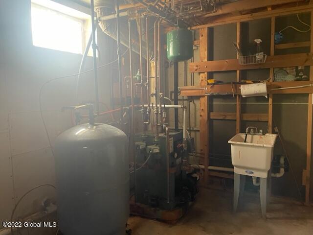 124 Jaycox Road Rensselaerville, NY 12120 - Photo 18 of 21 Utility sink / 3 heat zones
