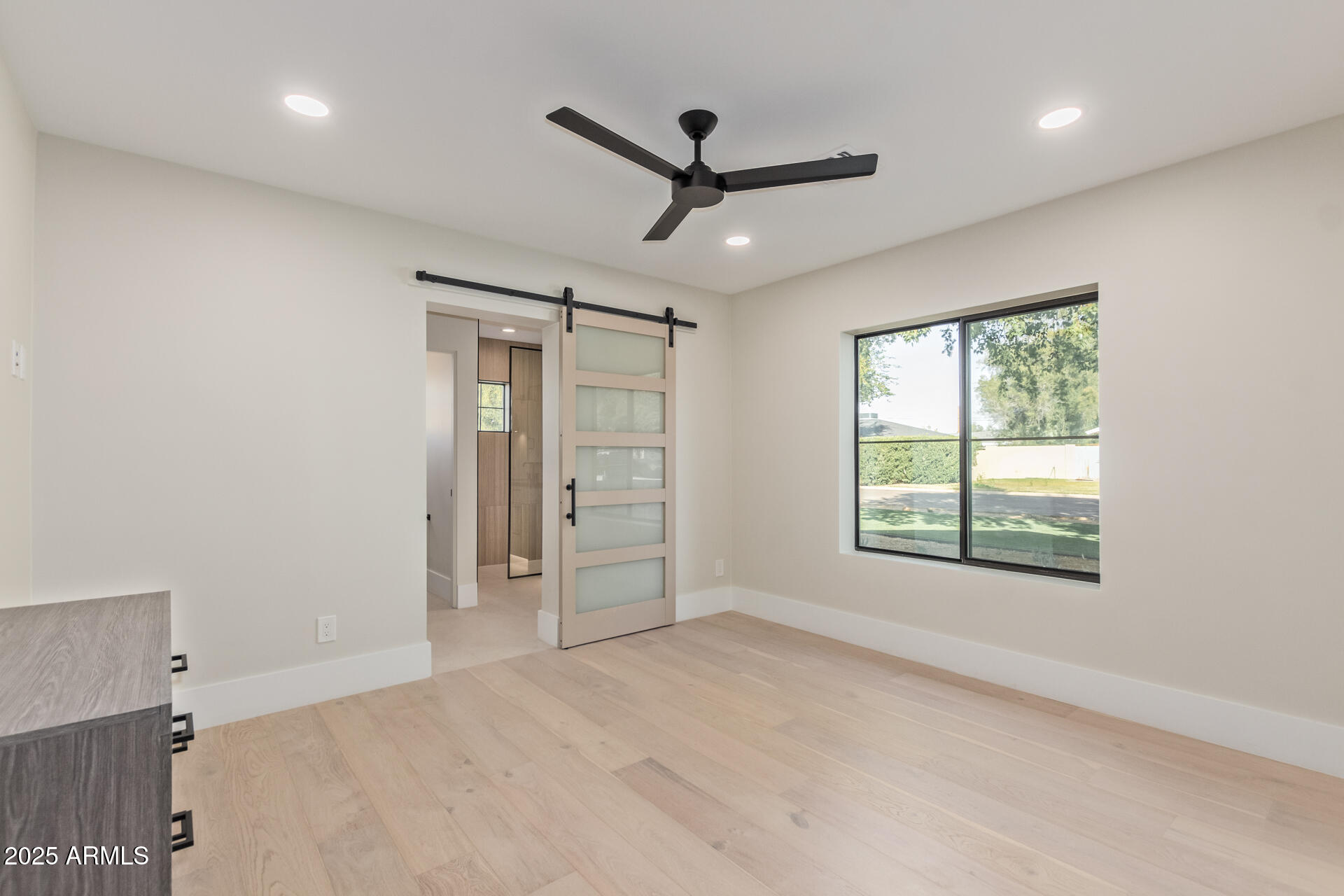 3033 East Roma Avenue Phoenix, AZ 85018 - Photo 26 of 41 24-Roma