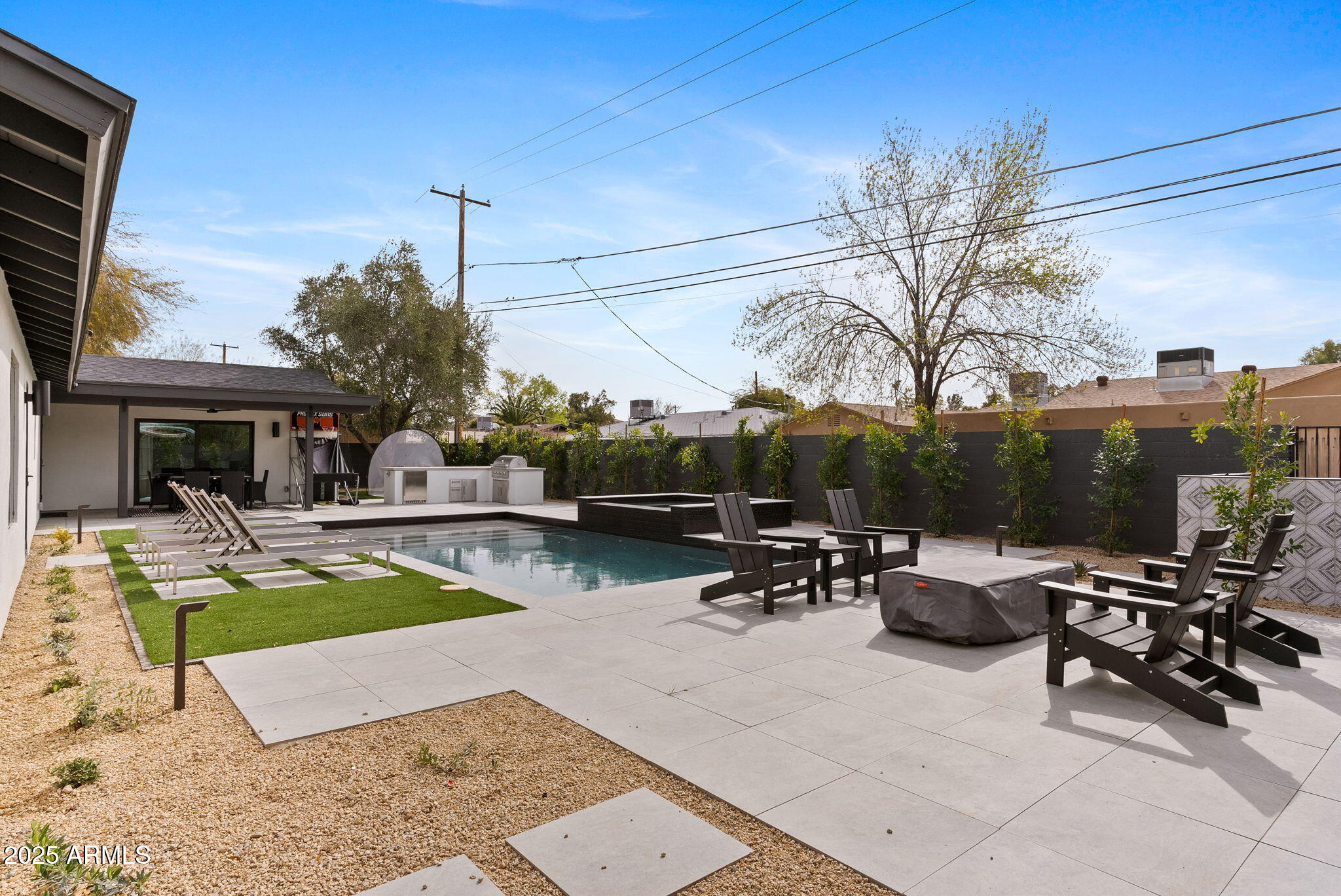 3033 East Roma Avenue Phoenix, AZ 85018 - Photo 32 of 41 40-web-or-mls-DSC05002