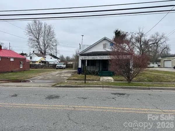 $66,500 | 110 North Oakum Street, Edenton, NC 27932