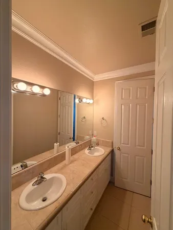 $3,500 | 3032 Hanson Avenue, Clovis, CA 93611