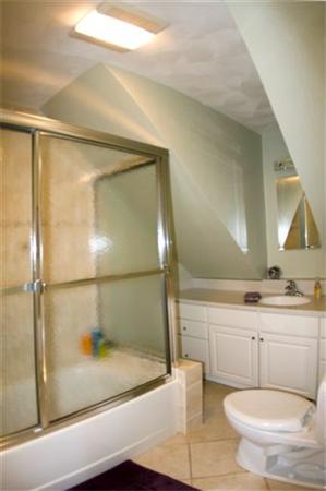 10 Tudor Road Nahant, MA 01908 - Photo 12 of 20 Gallery Image 12