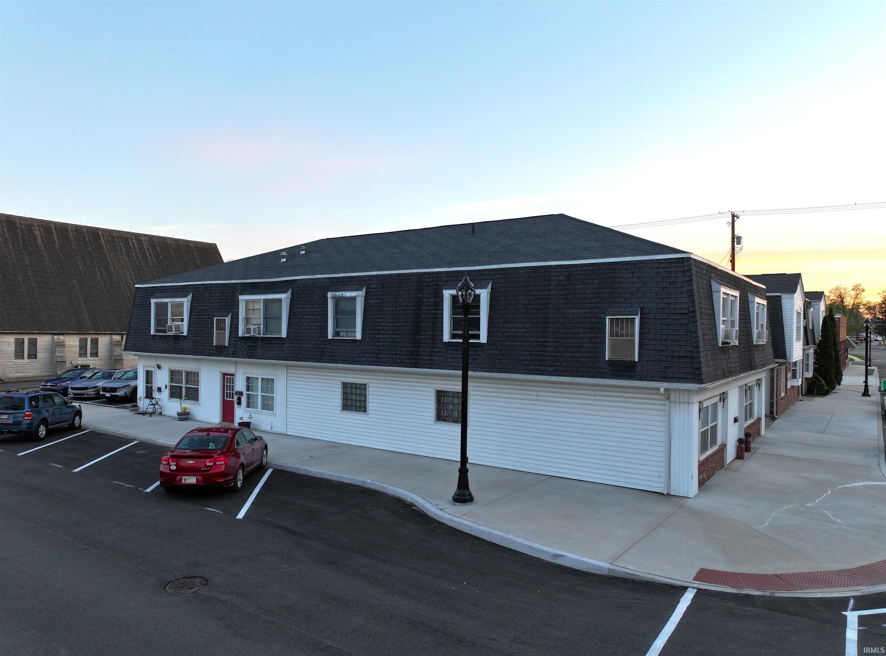 101 West Main Street Winamac, IN 46996 - Photo 3 of 25