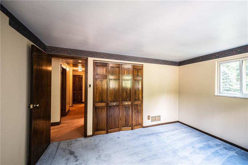 15 Highmeadow Road Pittsburgh, PA 15215 - Photo 17 of 24 Gallery Image 17