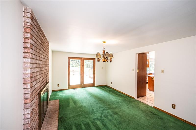 15 Highmeadow Road Pittsburgh, PA 15215 - Photo 4 of 24 Gallery Image 4