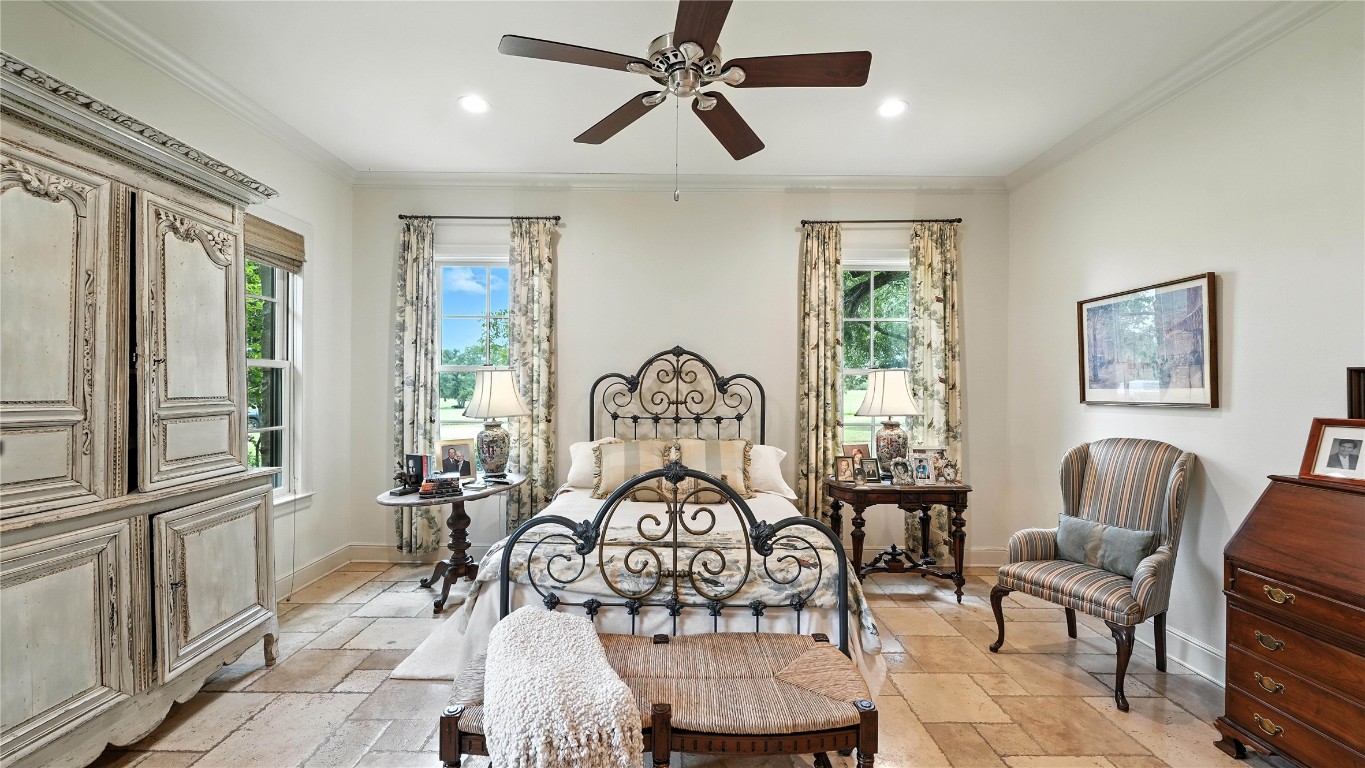 705 Antioch Road Paige, TX 78659 - Photo 21 of 40 a view of a livingroom with furniture