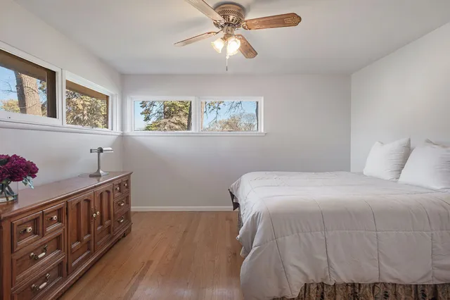 $669,000 | 5400 Fair Elms Avenue, Western Springs, IL 60558