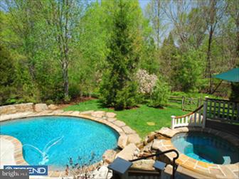 705 Strawbridge Lane Wayne, PA 19087 - Photo 6 of 6 Exterior Back