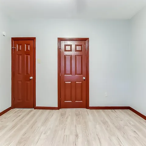 $284,900 | 2937 South Adams Street, Fort Worth, TX 76110