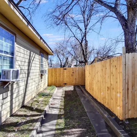 $284,900 | 2937 South Adams Street, Fort Worth, TX 76110