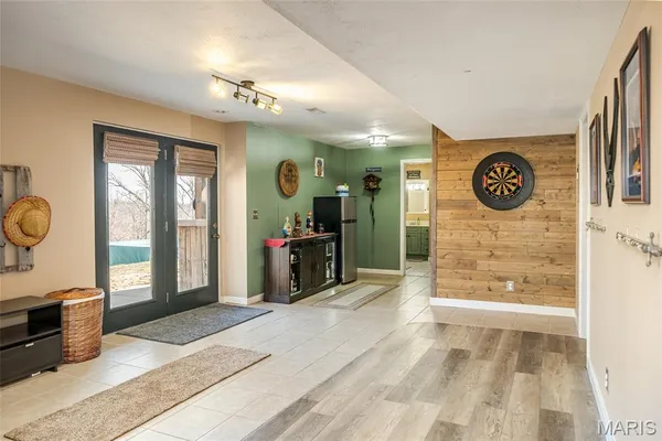 $399,900 | 2045 Meramec View Estate, St. Clair, MO 63077