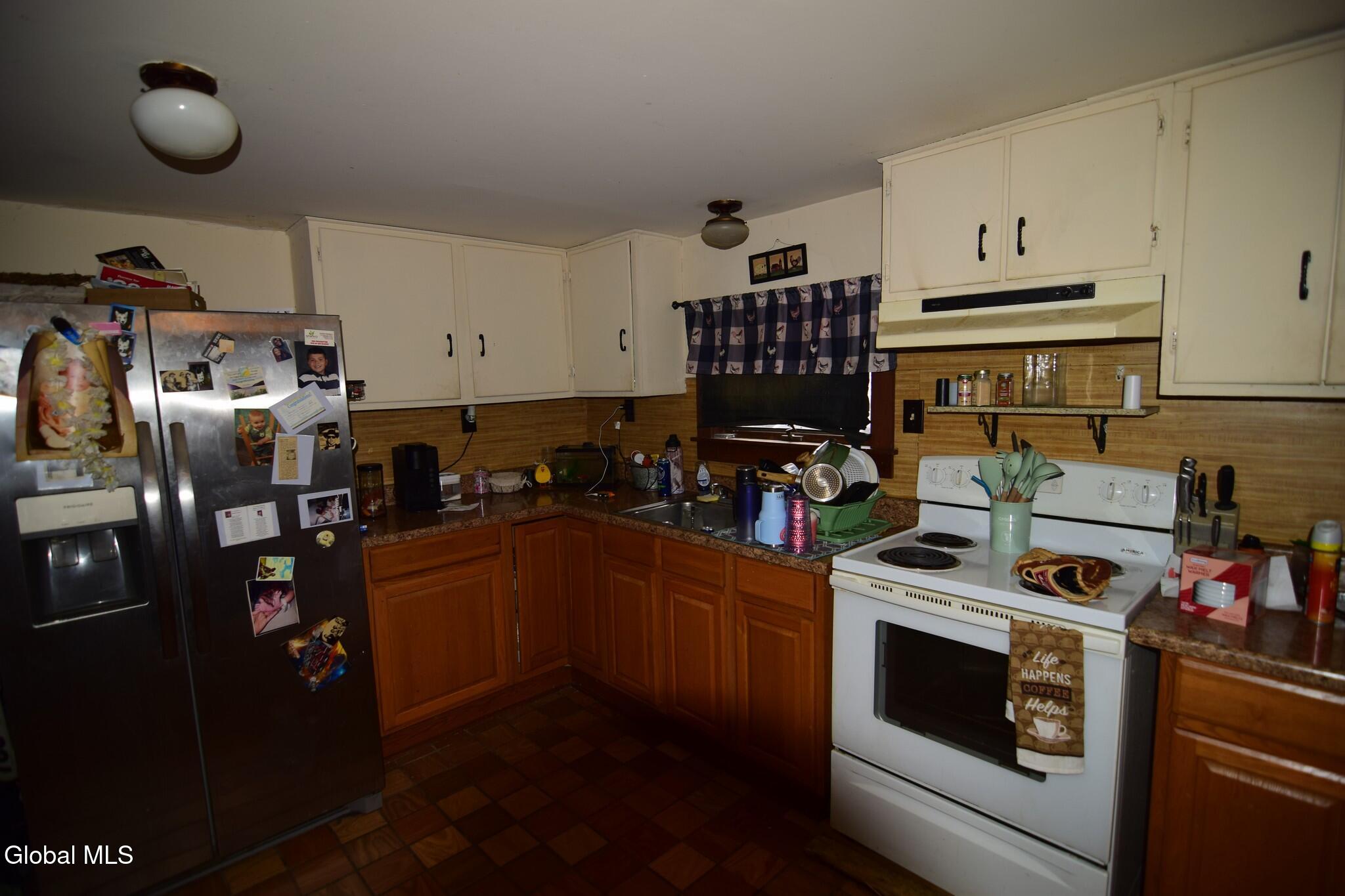 460 Cold Springs Road Saratoga Springs, NY 12866 - Photo 11 of 66 DSC_8448