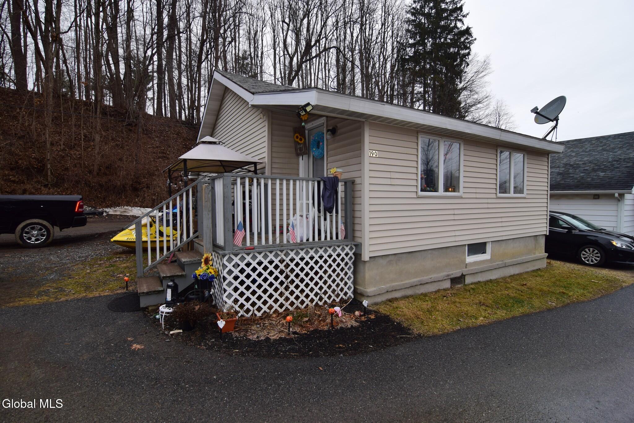 460 Cold Springs Road Saratoga Springs, NY 12866 - Photo 13 of 66 DSC_8453