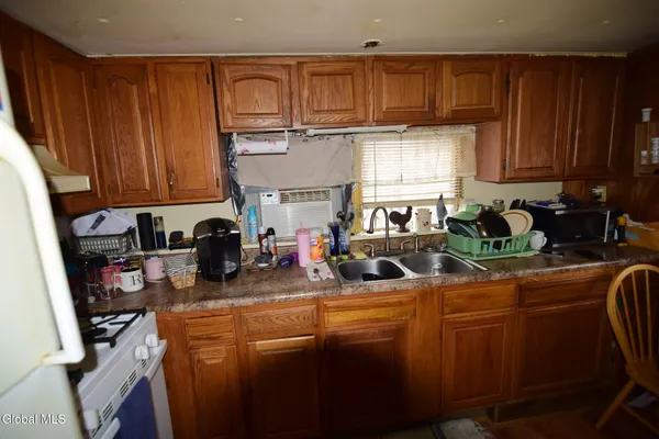 $3,750,000 | 460 Cold Springs Road, Saratoga Springs, NY 12866