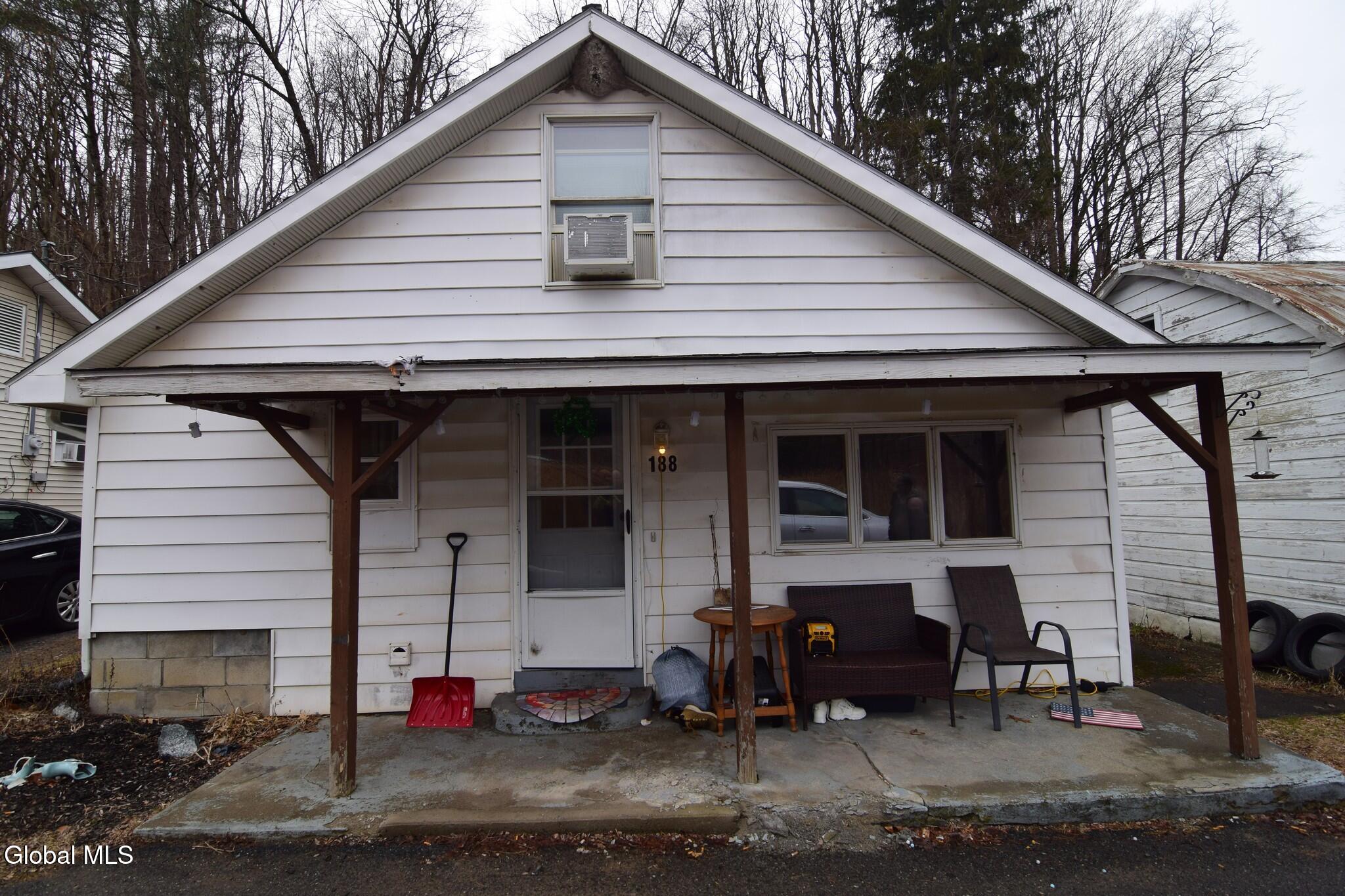 460 Cold Springs Road Saratoga Springs, NY 12866 - Photo 8 of 66 DSC_8445