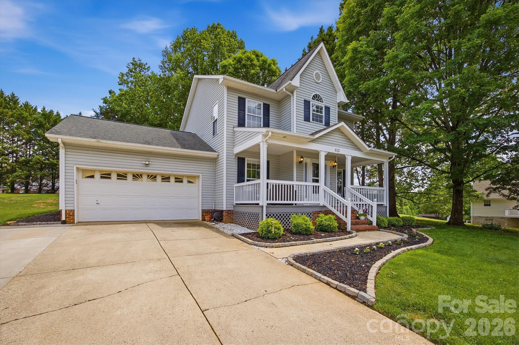 612 35th Street Northeast Conover, NC 28613 - Photo 4 of 37