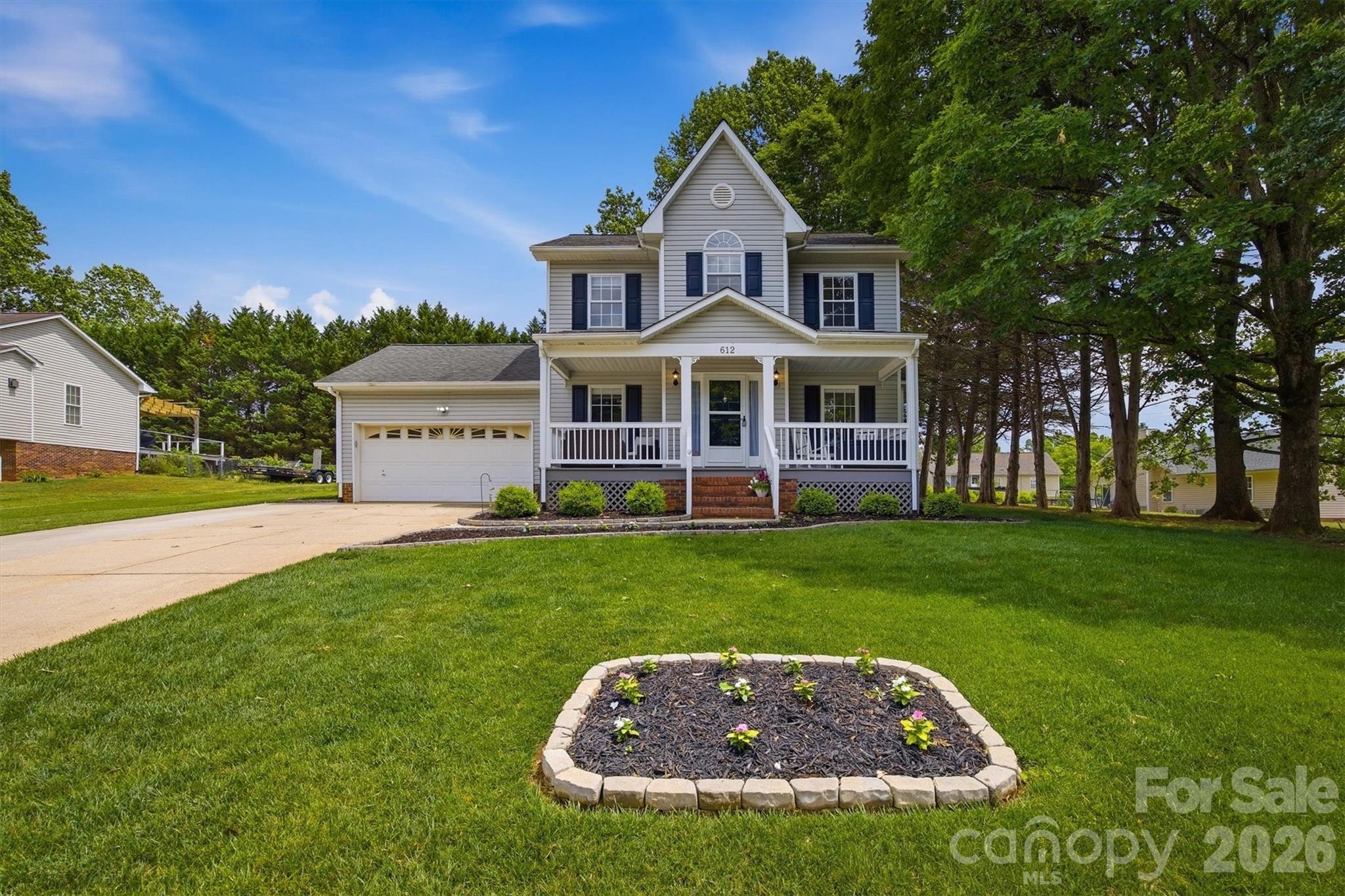 612 35th Street Northeast Conover, NC 28613 - Photo 5 of 37