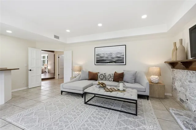 $2,990,000 | 10 Horseshoe Lane, Rolling Hills Estates, CA 90274