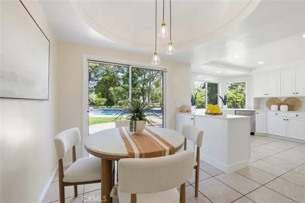 $2,990,000 | 10 Horseshoe Lane, Rolling Hills Estates, CA 90275