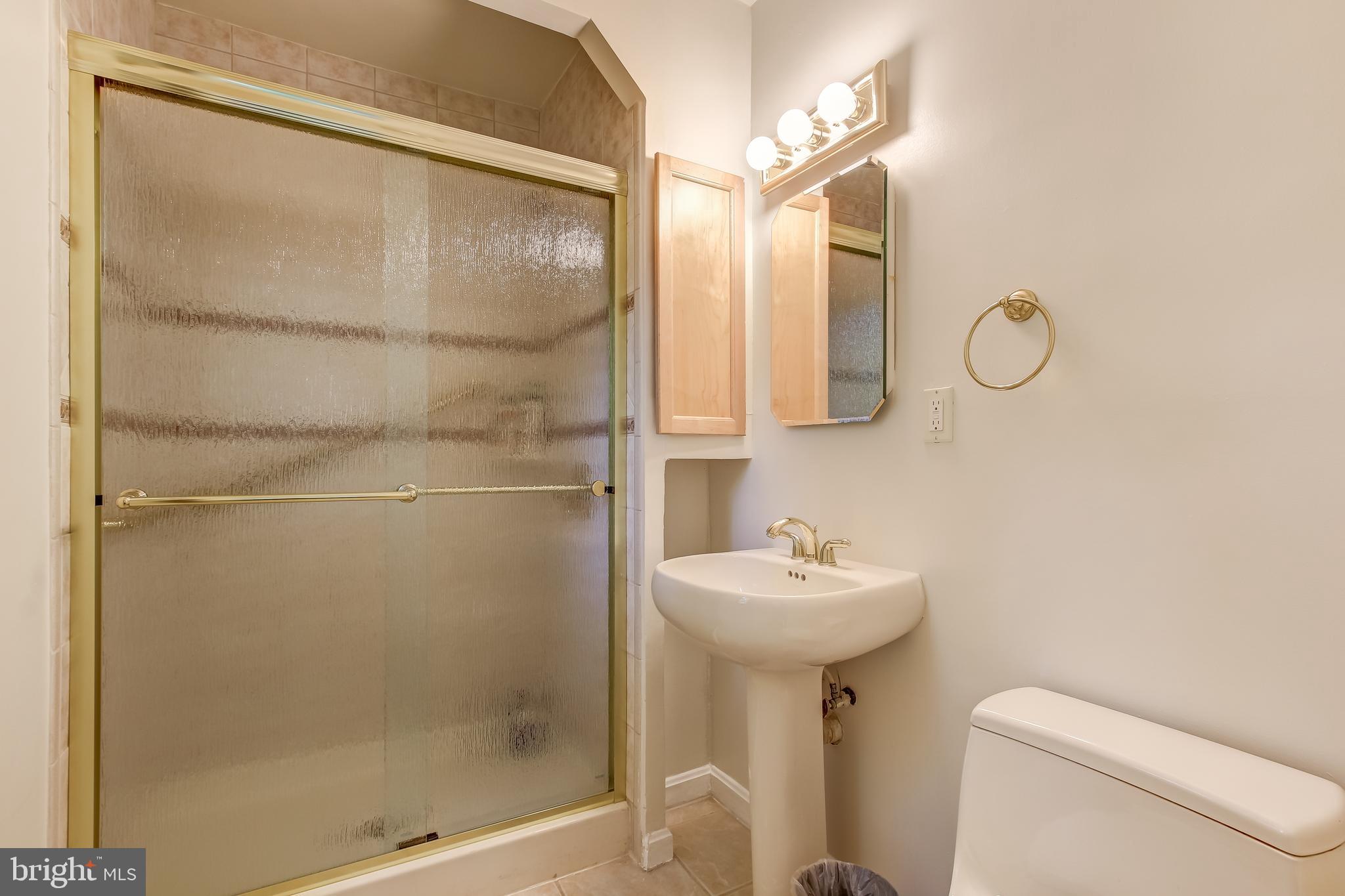 5517 Uppingham Street Chevy Chase, MD 20815 - Photo 15 of 36