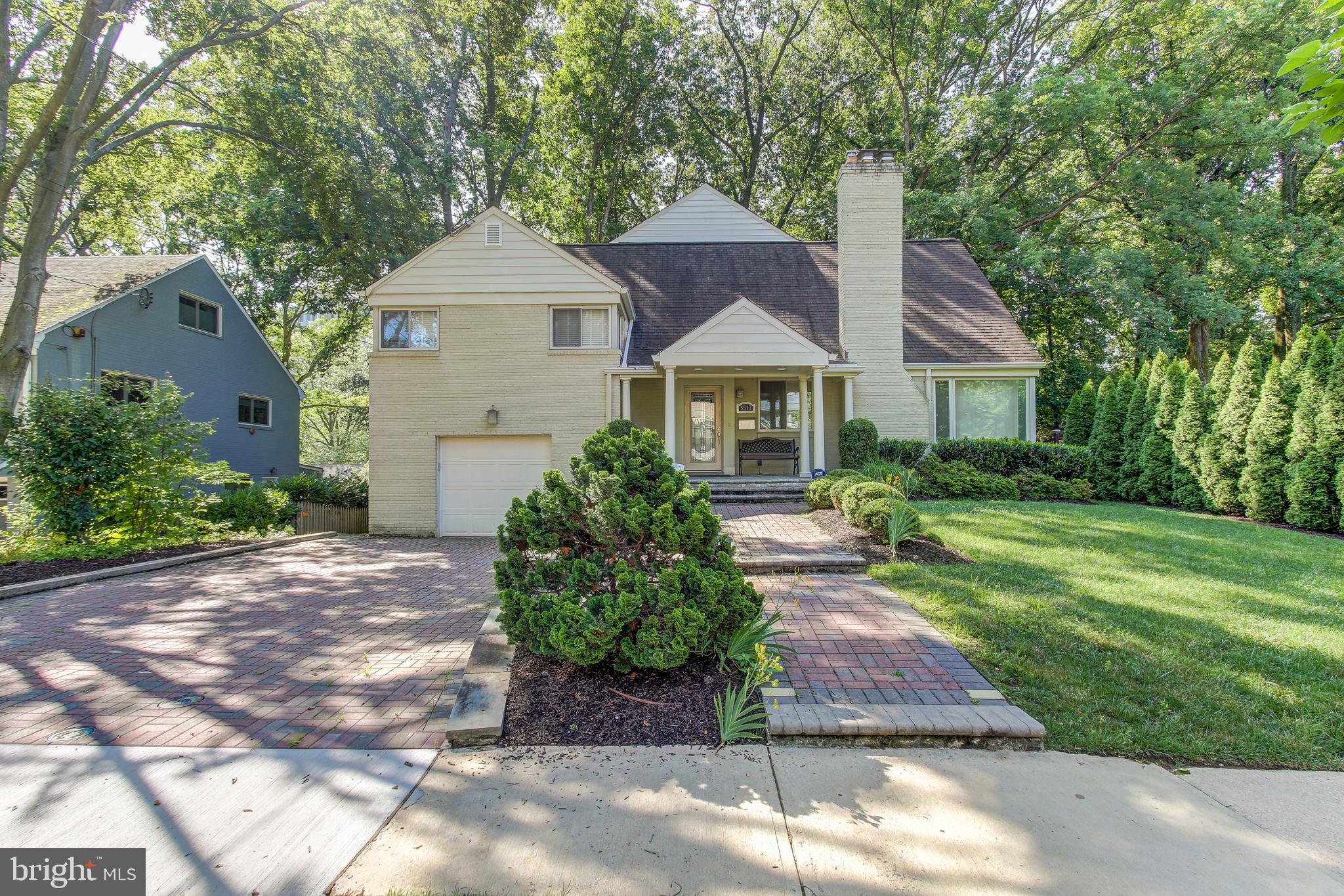 5517 Uppingham Street Chevy Chase, MD 20815 - Photo 3 of 36
