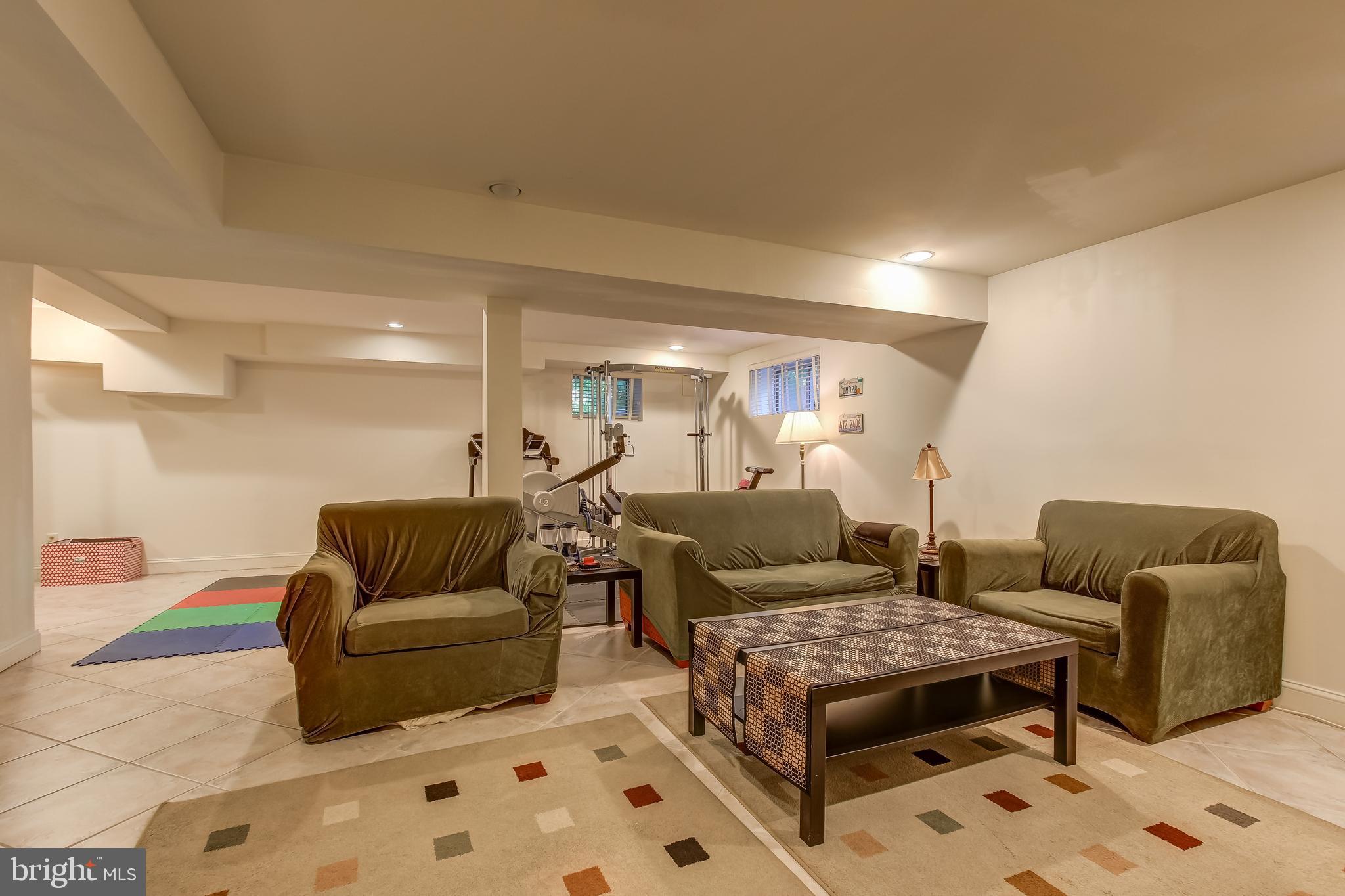 5517 Uppingham Street Chevy Chase, MD 20815 - Photo 26 of 36